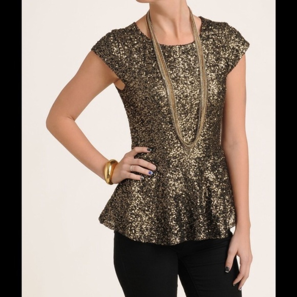 Eros Apparel Sequin Top